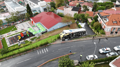 Sarıyer'de çocuk parkında faciadan dönüldü!