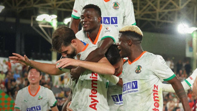 Alanyaspor, Göztepe'yi tek golle geçti! Akdeniz temsilcisinden 1-0'lık galibiyet