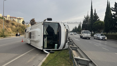 İzmir'de kaza oldu! 5 kişi yaralandı