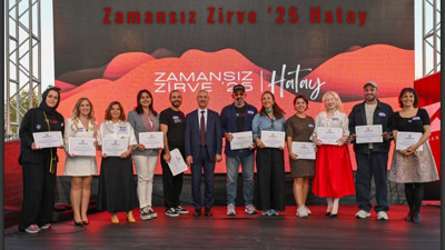 ‘Gençlerin özgürleşmesi için dijital boyunduruktan kurtulması gerekiyor’