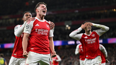Arsenal, Atletico Madrid'i 4-0 yendi