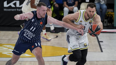 Fenerbahçe Beko, Anadolu Efes'i 79-69 yendi