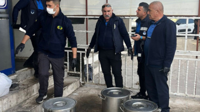 Diyarbakır'da mide bulandıran olay! Tam 2,2 tonluk çöpü insanlara yedireceklerdi