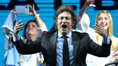 Trump'ın tehditleri gölgesinde: Arjantin parlamento seçimlerini Milei'nin partisi kazandı