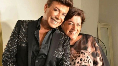 Fatih Ürek’in kız kardeşi Nurgül Ürek kimdir, kaç yaşında, mesleği nedir? Ünlü şarkıcının gizemli kardeşi