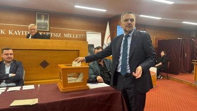 İbrahim Akın kimdir, kimin adayı? Bayrampaşa'da oyların çoğunluğunu aldı