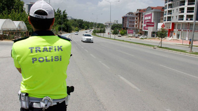 Trafik cezalarını artıran düzenleme ertelendi
