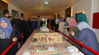 Mukaddes Emanetler Denizli’de! Halk ziyaret edebiliyor