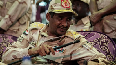 Sudan iç savaşı: Hızlı Destek Güçleri lideri Dagalo katliamı kabul etti