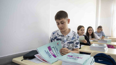 Mersin'de öğrencilere ücretsiz destek sağlandı