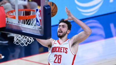 Alperen Şengün'den double-double