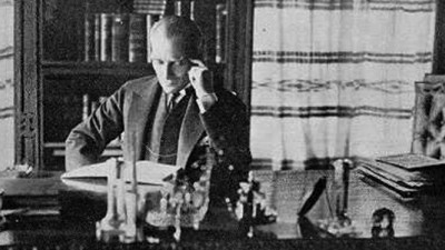 Atatürk’ün kütüphanesi artık herkese açık: 4 bin kitap bir 'tık' uzakta!