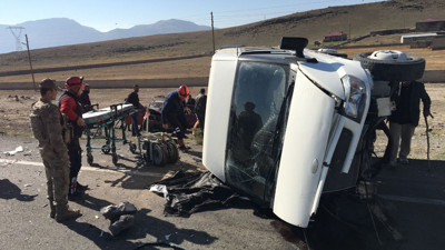 Ağrı'da feci kaza! 1 kişi öldü, 2 kişi ağır yaralandı