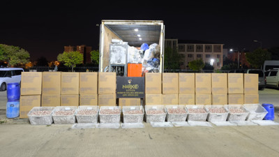 Antalya'da ele geçirildi! Yaklaşık 2 milyon adet