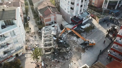 Hem bina zemin etüdü hem metro etüdü hatalı!