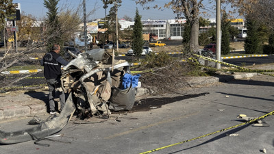 Ağaca çarparak ikiye bölündü! Nevşehir'de korkunç kaza...