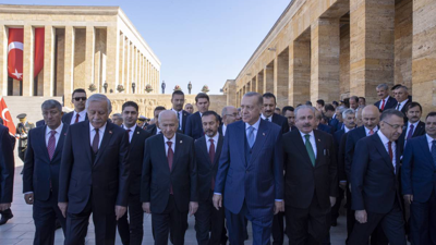 Mehmet Çek yazdı: Aslolan bugündür