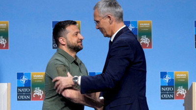 Eski NATO şefi Stoltenberg: İttifak Ukrayna'ya asker göndermeyecek