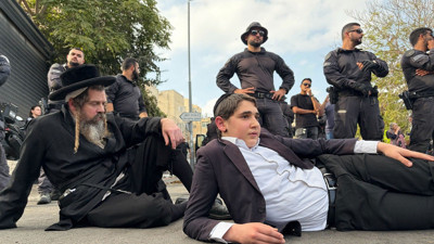 İsrail karışıyor! Yolu kapattılar! Ortalığı ateşe verdiler