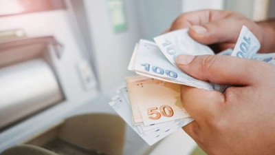 Uzman isimler yorumladı: 'Asgari ücrete yüzde 23-25 arasında zam'