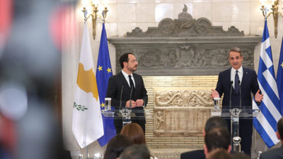 Atina’da Kıbrıs trafiği! Yunanistan–GKRY zirvesinde Türkiye mesajları