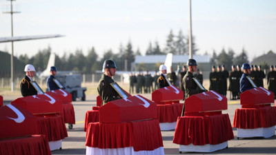 Türkiye şehitlerini uğurluyor: Kahramanlar için son görev!