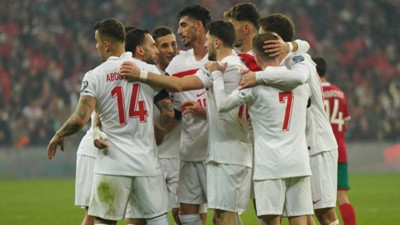 İspanya - Türkiye maç özeti izle