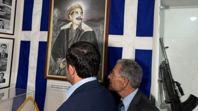 Rum Lider’den EOKA’lı mesaj