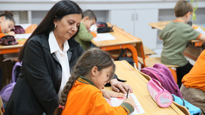 Öğretmen maaşının üçte biri eridi