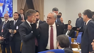 CHP'li vekil partisine ve Halk TV'ye ateş püskürdü