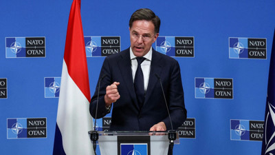 NATO kışkırtıcılıktan vazgeçmiyor! Ukrayna'da anlaşma ihtimali bile tatmin etmedi