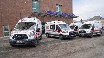 Niğde'de tavuk döner yiyen 3 öğrenci zehirlendi