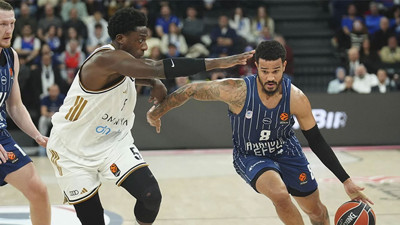 Anadolu Efes, Dubai Basketbol'a 80-76 mağlup oldu