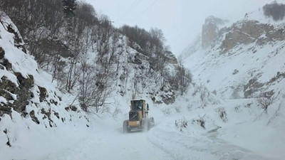 Artvin'de çığ! Vali Ergün'den ilk açıklama geldi