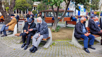 Emekliler refahtan pay istiyor