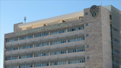 Antalya Büyükşehir Belediyesi'ne operasyon: 15 gözaltı