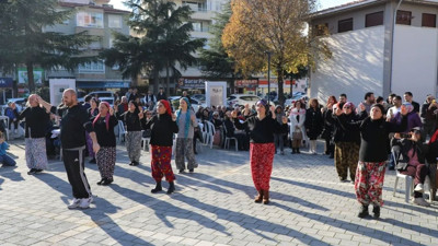 Balıkesir Edremit'te zeytin hasat sonu şenliği başladı