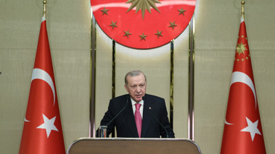 Cumhurbaşkanı Erdoğan gençlerle iftar yaptı! 'Kimse size parmak sallayamaz'