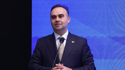 Bakan Kacır 2027'yi işaret etti! Türkiye Ay'a erişen ülke olacak