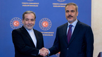 Hakan Fidan, İranlı mevkidaşı Abbas Erakçi ile telefonda görüştü