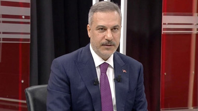 Rusya ve Çin’i hedefe koydu