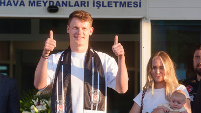 Beşiktaş'ın yeni yıldızı Nübel'den ilk açıklama! 'Büyük bir kulüp ve çılgın taraftarlar...'
