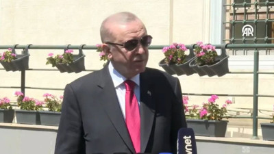 Cumhurbaşkanı Erdoğan'dan Cuma namazı çıkışı sonrası açıklamalar