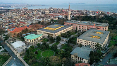 Üniversite tercihi yapacaklar dikkat! İstanbul'da 2026'nın en başarılı 10 üniversitesi açıklandı