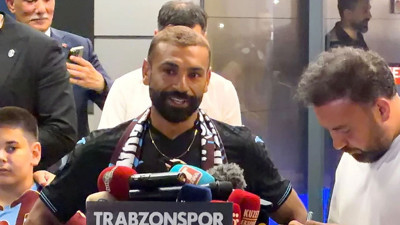 Mısırlı futbolcu Muhammed Salah, Trabzon'a geldi