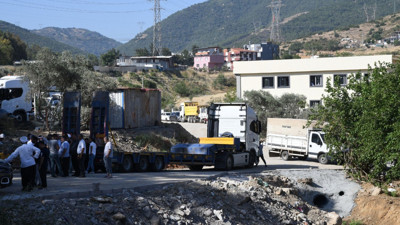 İzmir’de korsan ‘tarikat yurdu’ bilmecesi! Yıkım ihalesine yine teklif çıkmadı