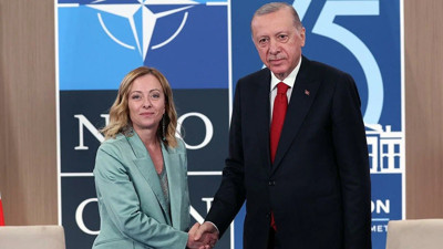 Cumhurbaşkanı Erdoğan'dan Meloni'ye tebrik