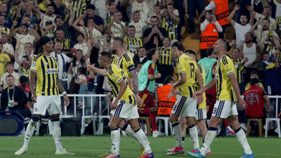 Fenerbahçe Roma ile 1-1 berabere kaldı
