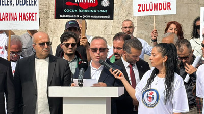 Türkiye Aile Hareketi'nden süresiz nafaka protestosu