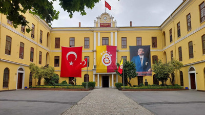 Galatasaray 121 yaşında! Sarı-kırmızılıların 121 yıllık tarihinden dikkat çeken notlar